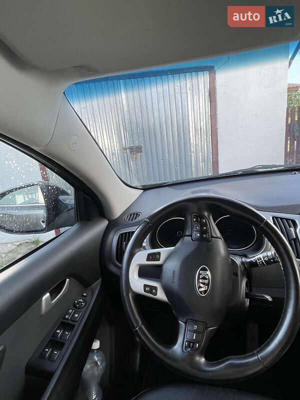 Фото Kia Sportage з оголошення AUTO.RIA