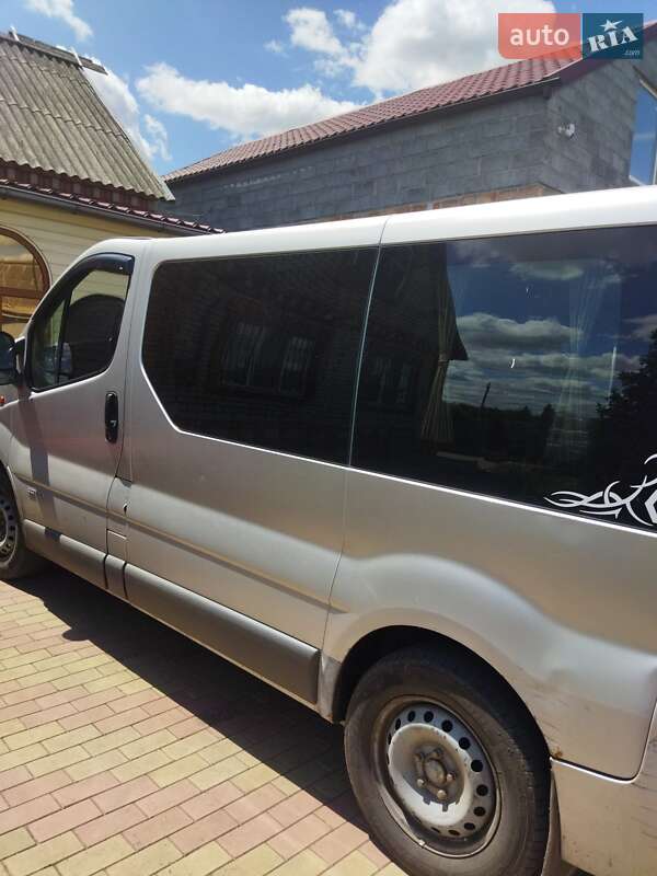 Фото Renault Trafic з оголошення AUTO.RIA