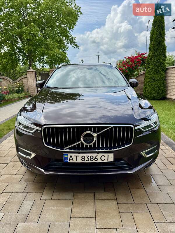 Фото Volvo XC60 з оголошення AUTO.RIA