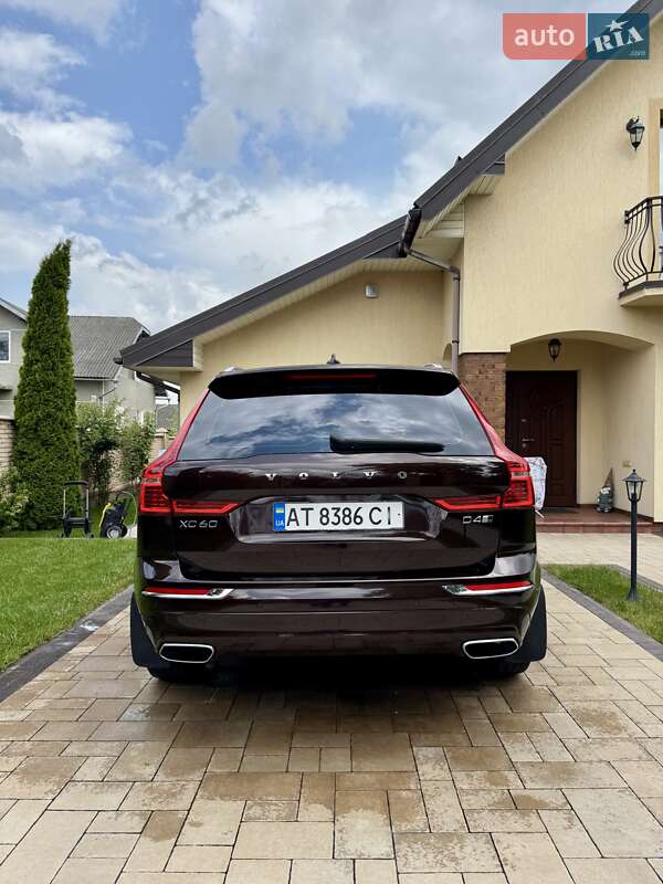 Фото Volvo XC60 з оголошення AUTO.RIA