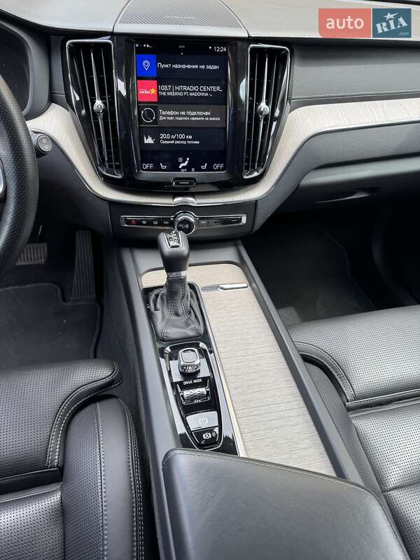 Фото Volvo XC60 з оголошення AUTO.RIA