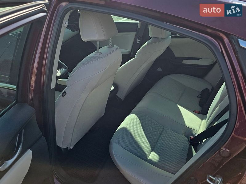 Фото Honda Insight з оголошення AUTO.RIA