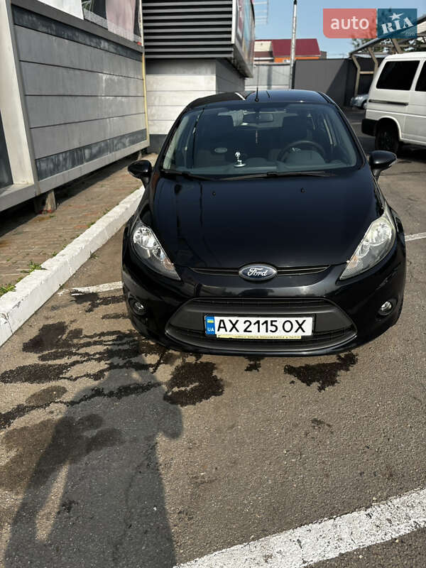 Фото Ford Fiesta з оголошення AUTO.RIA