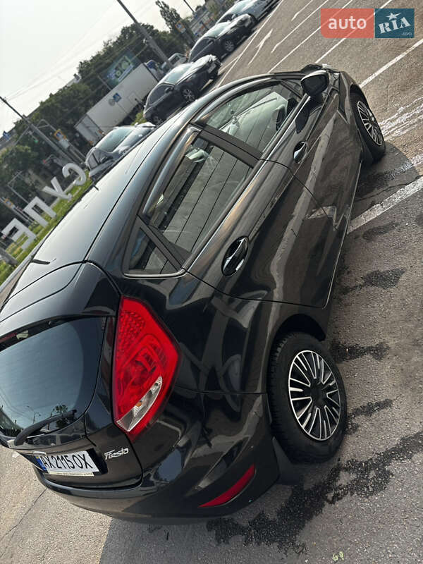 Фото Ford Fiesta з оголошення AUTO.RIA