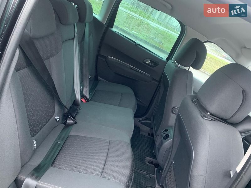 Фото Peugeot 3008 з оголошення AUTO.RIA