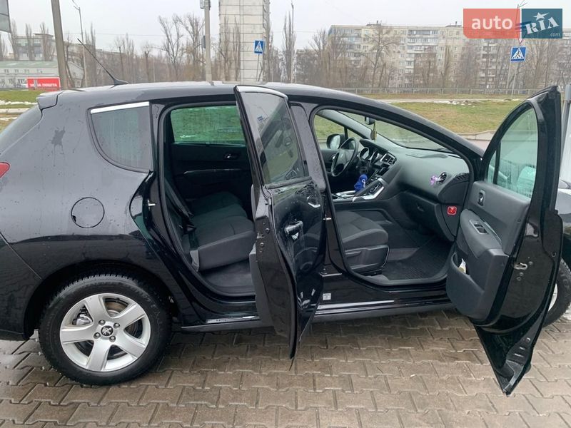 Фото Peugeot 3008 з оголошення AUTO.RIA