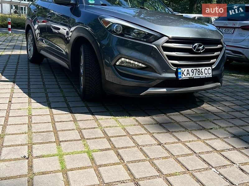 Фото Hyundai Tucson з оголошення AUTO.RIA