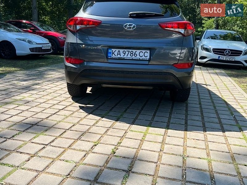 Фото Hyundai Tucson з оголошення AUTO.RIA