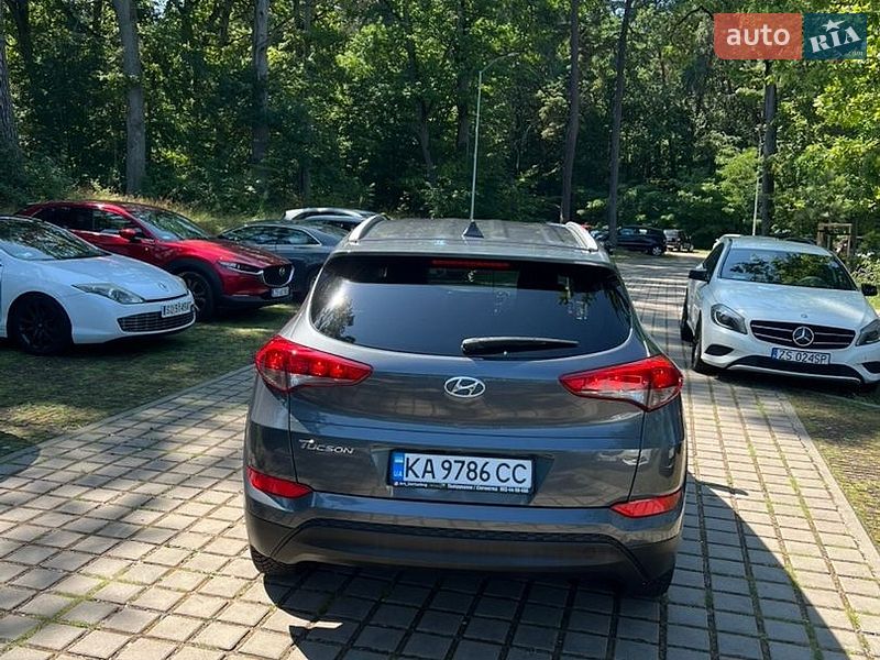 Фото Hyundai Tucson з оголошення AUTO.RIA