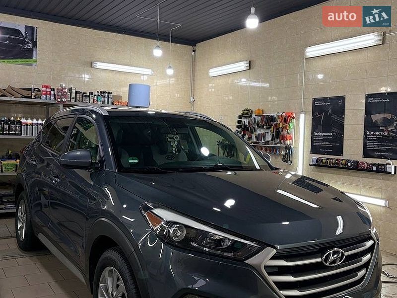 Фото Hyundai Tucson з оголошення AUTO.RIA
