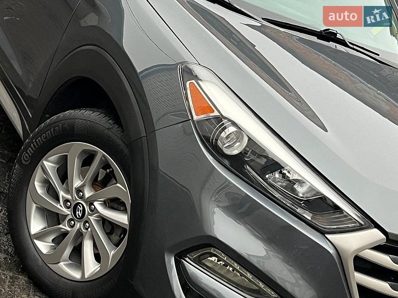 Фото Hyundai Tucson з оголошення AUTO.RIA