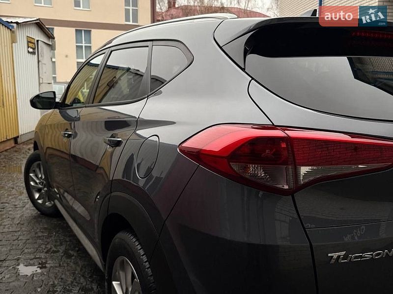 Фото Hyundai Tucson з оголошення AUTO.RIA