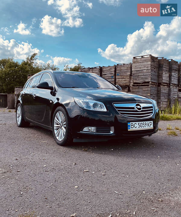 Фото Opel Insignia з оголошення AUTO.RIA