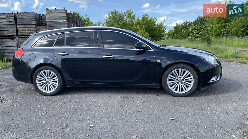 Фото Opel Insignia з оголошення AUTO.RIA