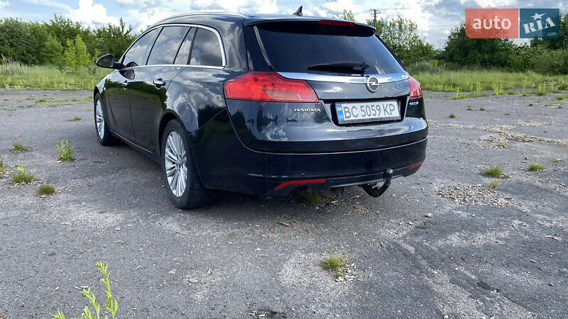 Фото Opel Insignia з оголошення AUTO.RIA