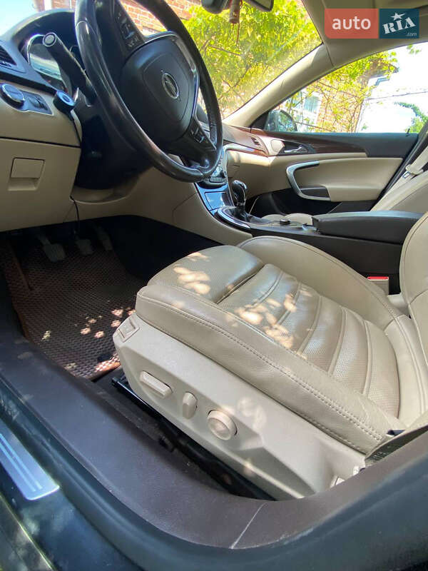 Фото Opel Insignia з оголошення AUTO.RIA