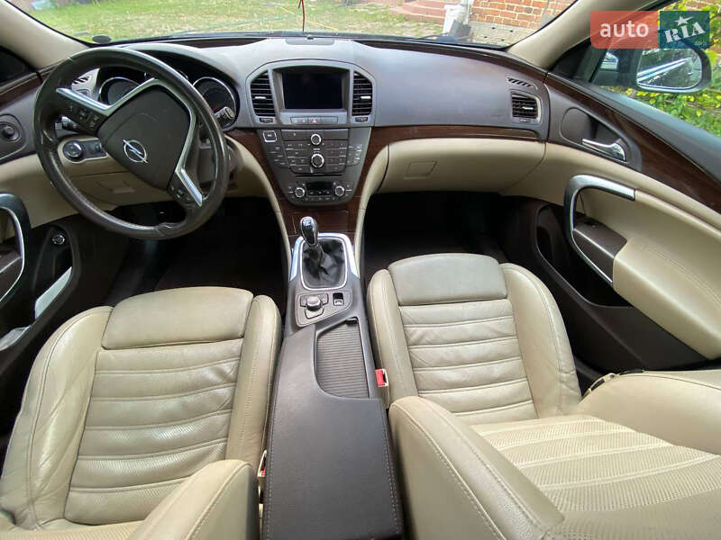 Фото Opel Insignia з оголошення AUTO.RIA