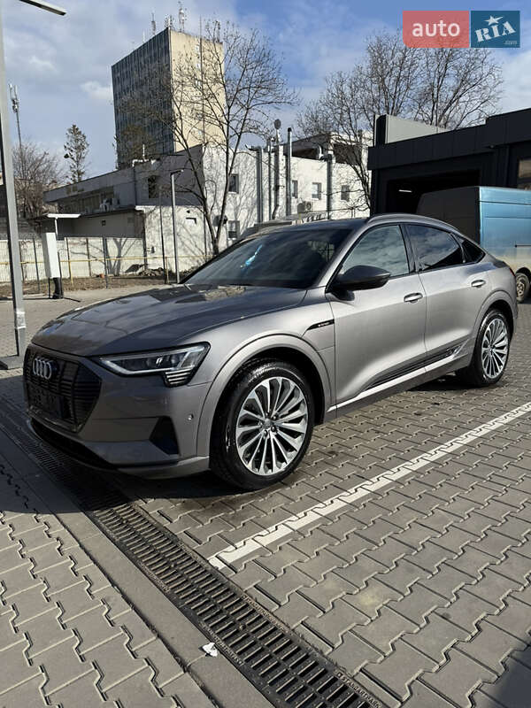 Фото Audi e-tron Sportback з оголошення AUTO.RIA
