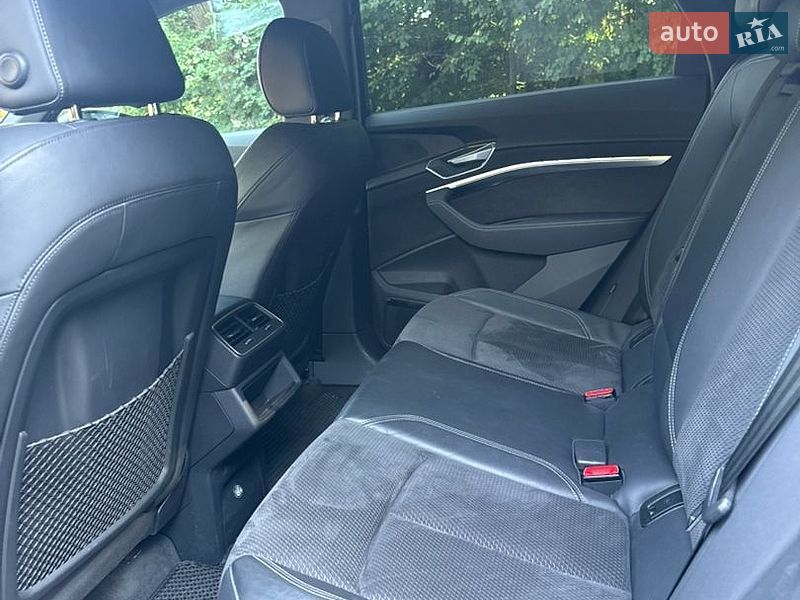 Фото Audi e-tron Sportback з оголошення AUTO.RIA