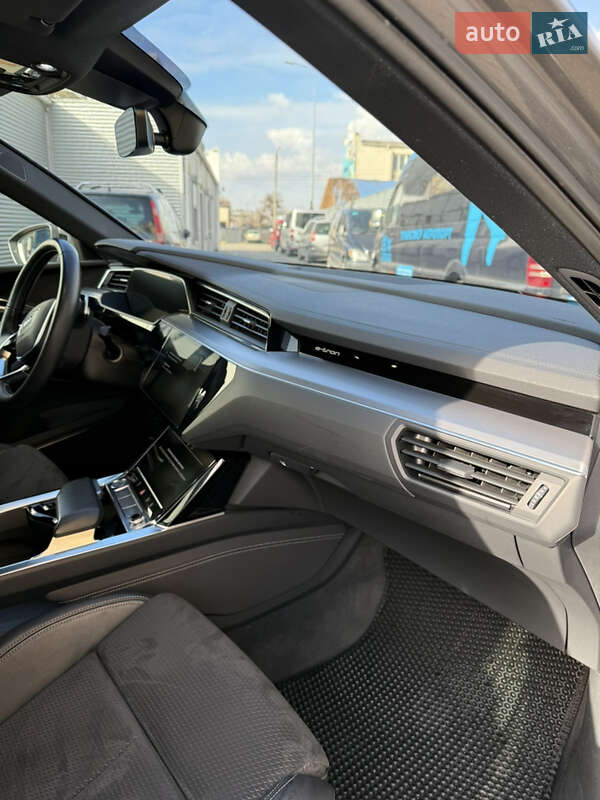 Фото Audi e-tron Sportback з оголошення AUTO.RIA