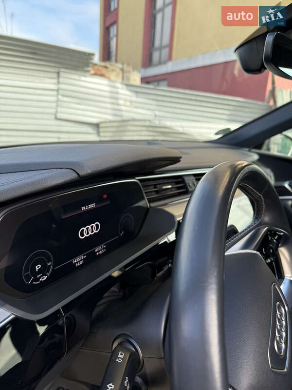 Фото Audi e-tron Sportback з оголошення AUTO.RIA