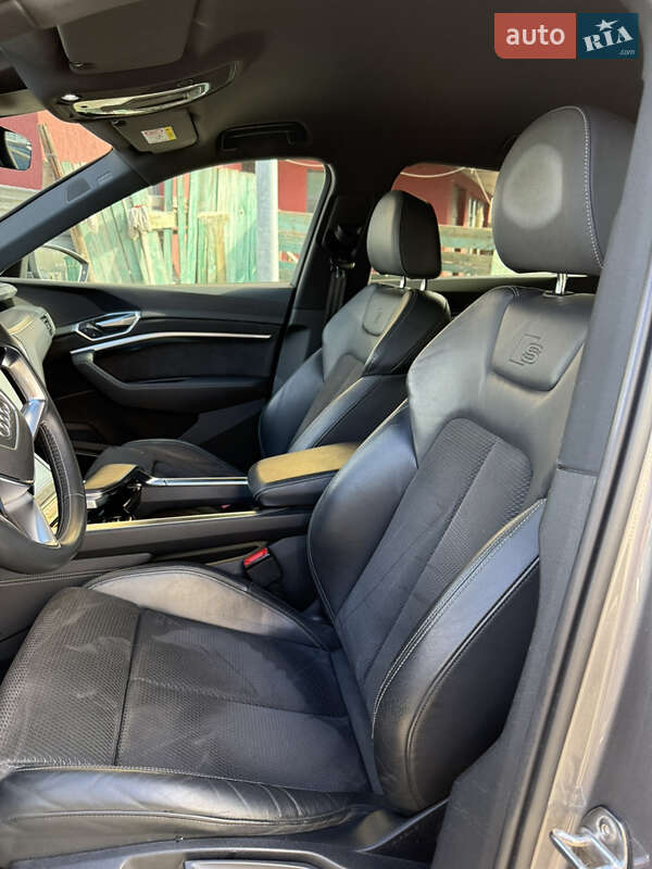 Фото Audi e-tron Sportback з оголошення AUTO.RIA
