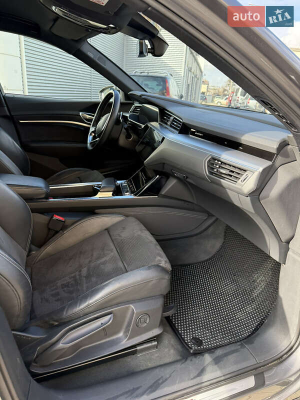Фото Audi e-tron Sportback з оголошення AUTO.RIA