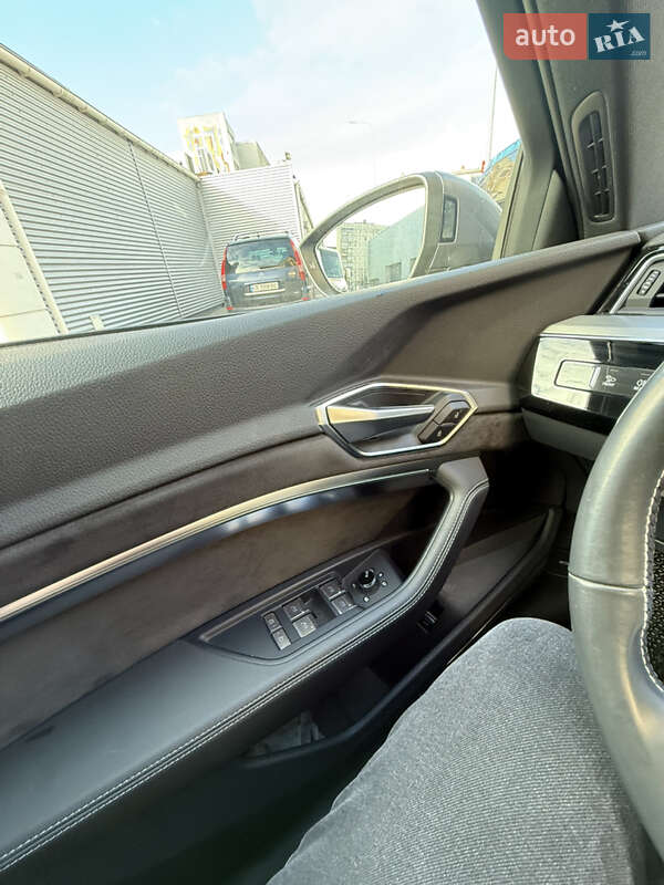 Фото Audi e-tron Sportback з оголошення AUTO.RIA
