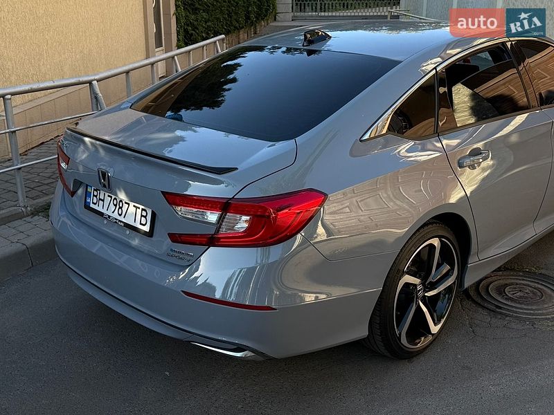 Фото Honda Accord з оголошення AUTO.RIA