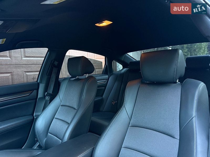 Фото Honda Accord з оголошення AUTO.RIA
