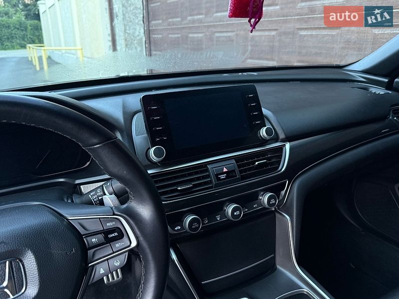 Фото Honda Accord з оголошення AUTO.RIA