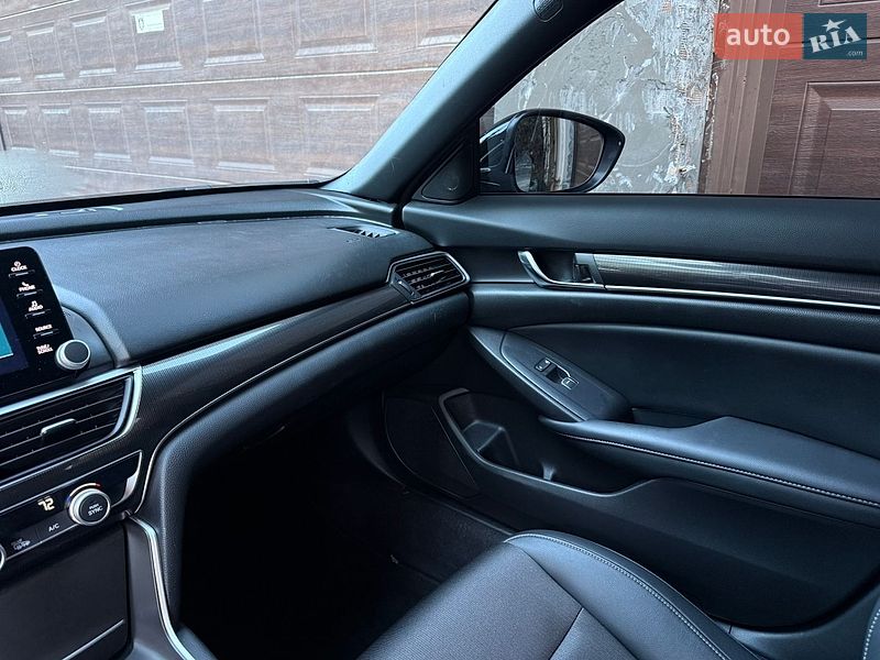 Фото Honda Accord з оголошення AUTO.RIA