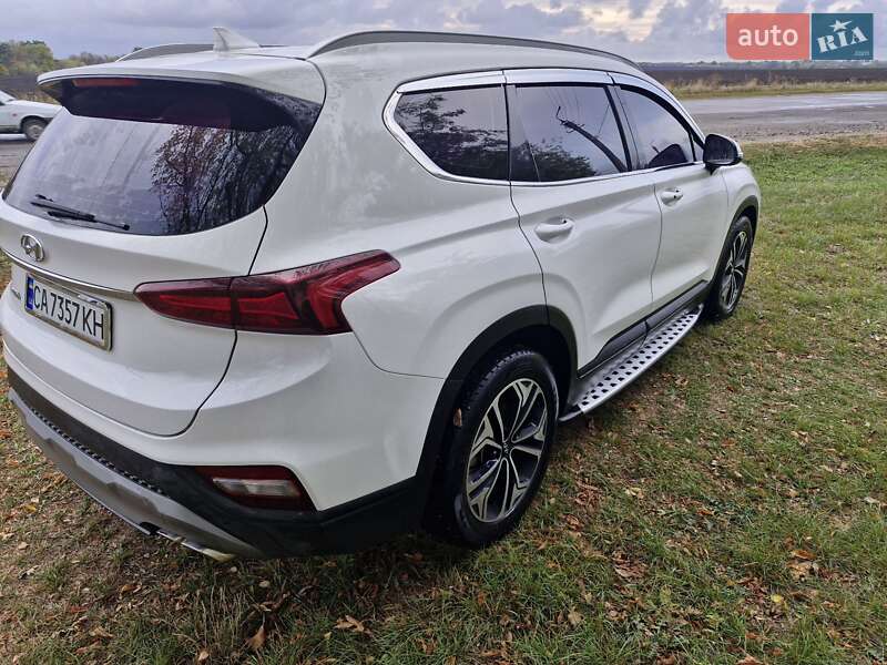 Фото Hyundai Santa FE з оголошення AUTO.RIA