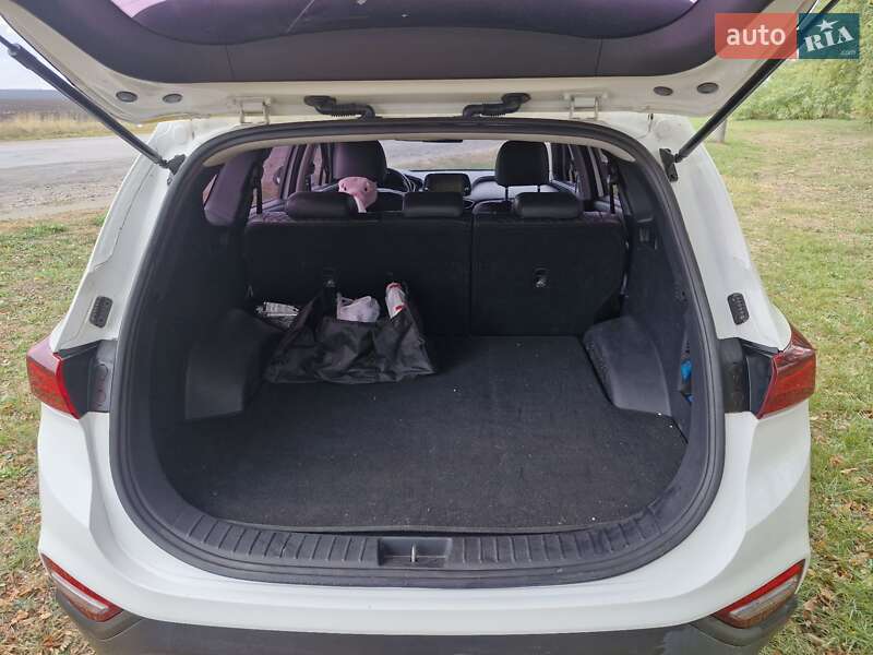 Фото Hyundai Santa FE з оголошення AUTO.RIA