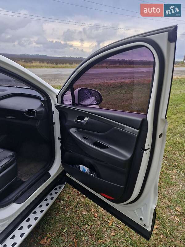 Фото Hyundai Santa FE з оголошення AUTO.RIA