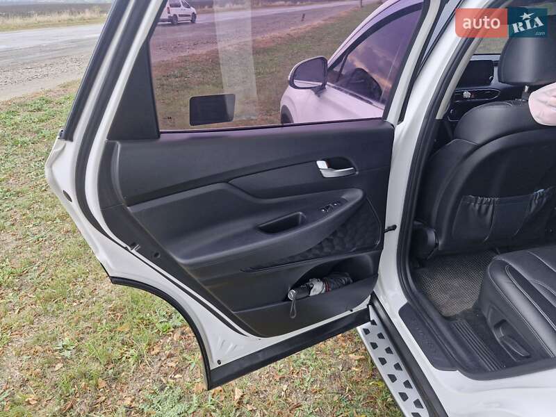 Фото Hyundai Santa FE з оголошення AUTO.RIA