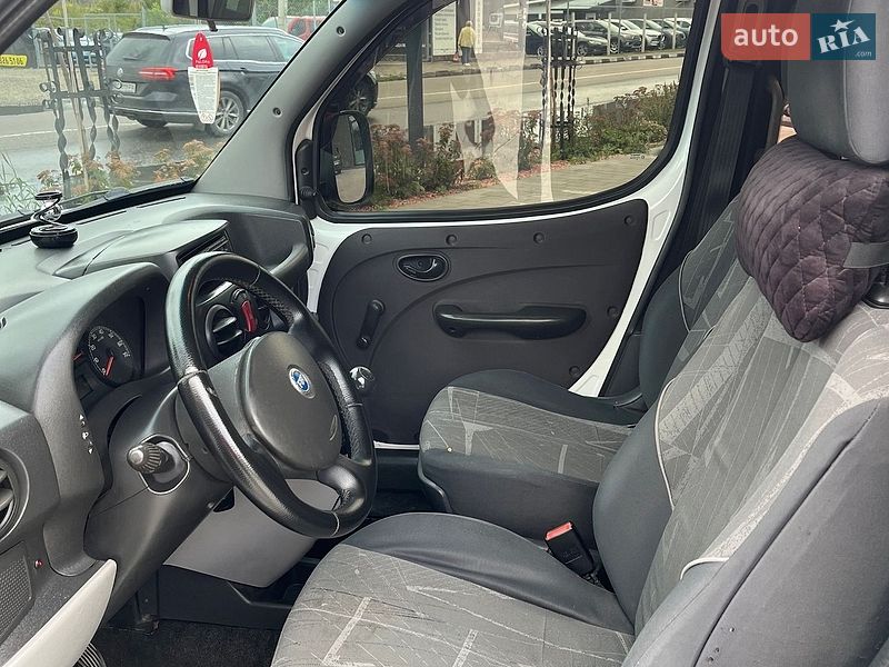 Фото Fiat Doblo з оголошення AUTO.RIA