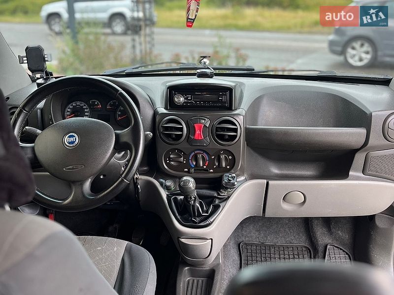 Фото Fiat Doblo з оголошення AUTO.RIA