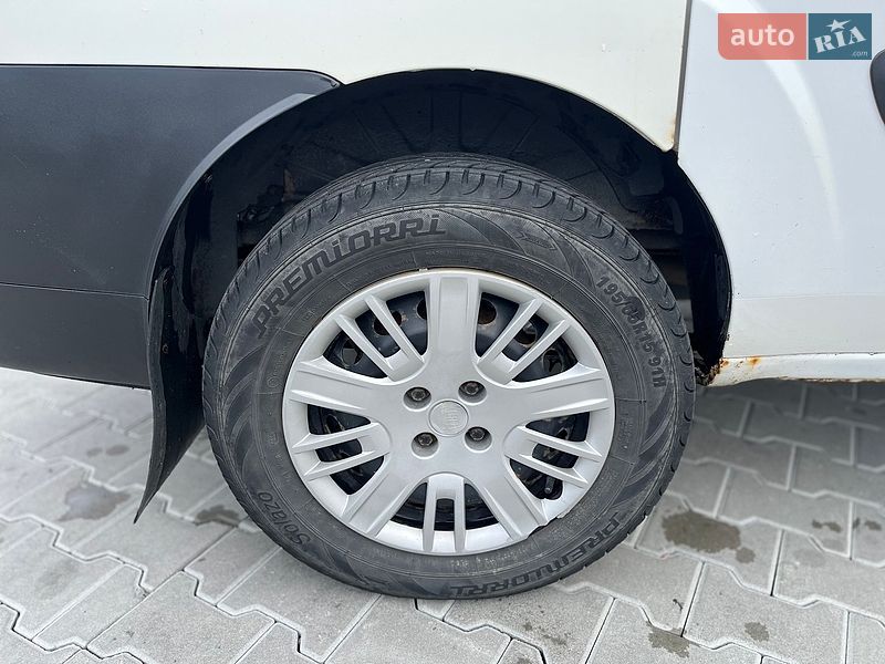 Фото Fiat Doblo з оголошення AUTO.RIA