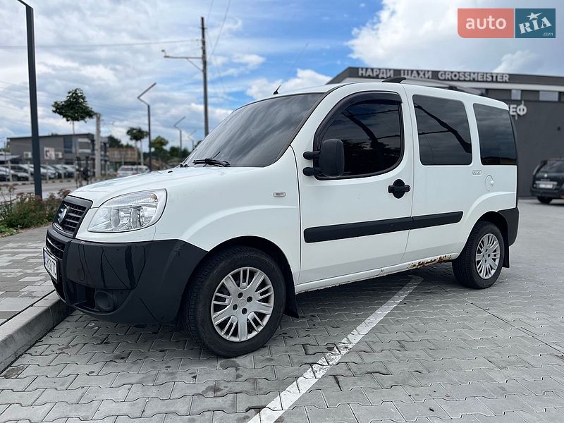 Фото Fiat Doblo з оголошення AUTO.RIA