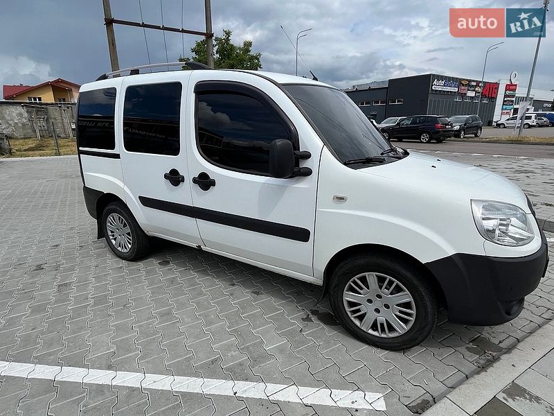 Фото Fiat Doblo з оголошення AUTO.RIA