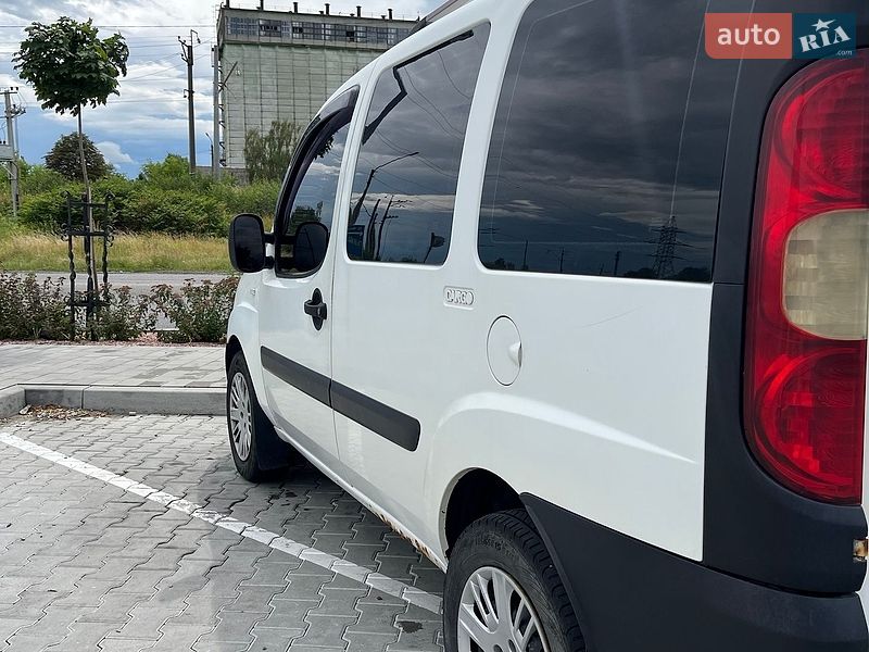 Фото Fiat Doblo з оголошення AUTO.RIA