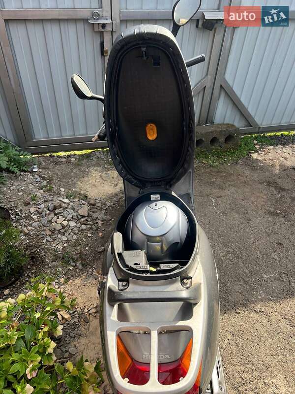 Фото Honda Lead 100 з оголошення AUTO.RIA