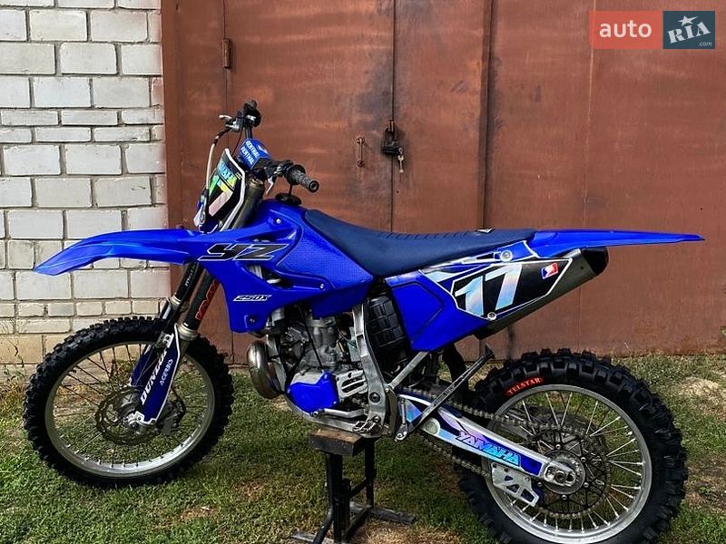 Фото Yamaha YZ 250 з оголошення AUTO.RIA