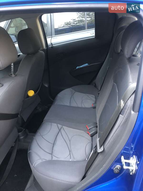 Фото Chevrolet Spark з оголошення AUTO.RIA