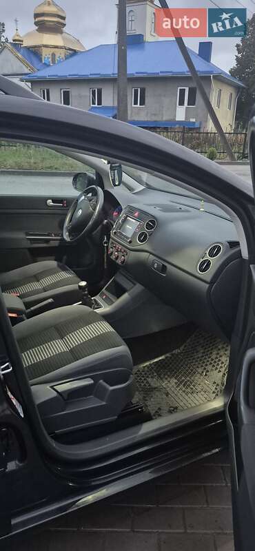Фото Volkswagen Golf Plus з оголошення AUTO.RIA
