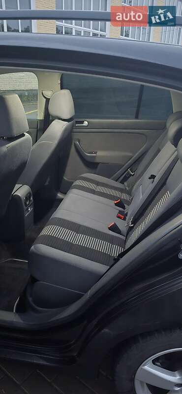 Фото Volkswagen Golf Plus з оголошення AUTO.RIA
