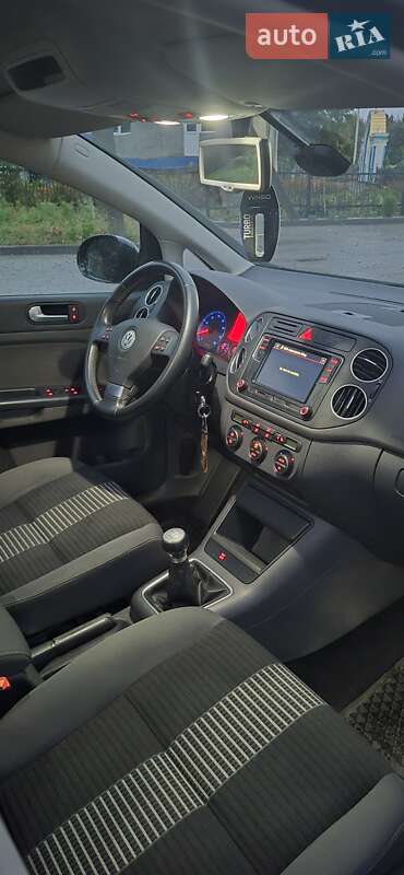 Фото Volkswagen Golf Plus з оголошення AUTO.RIA