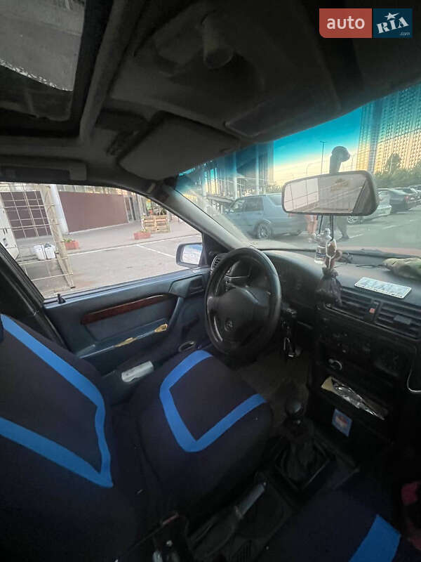 Фото Opel Vectra з оголошення AUTO.RIA