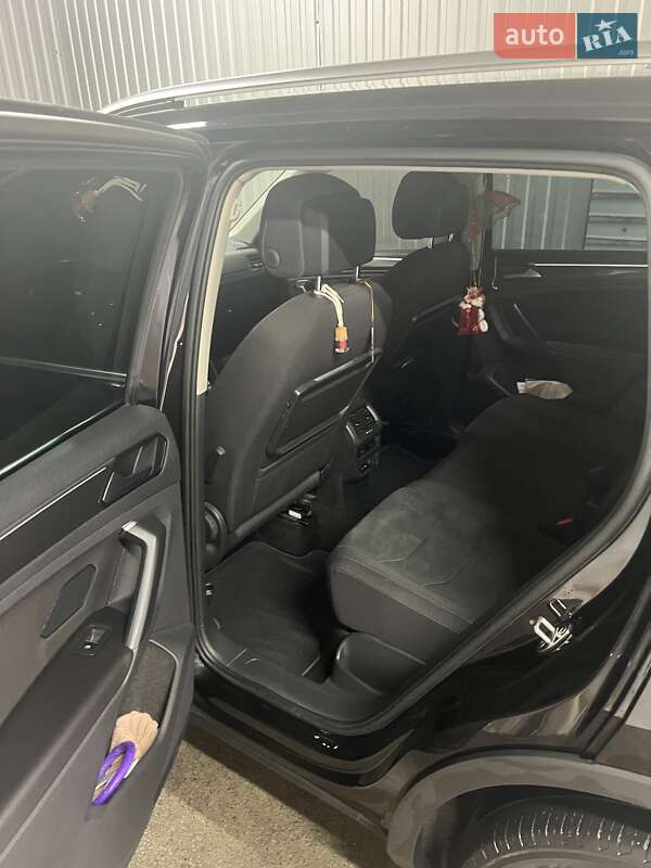 Фото Volkswagen Tiguan з оголошення AUTO.RIA